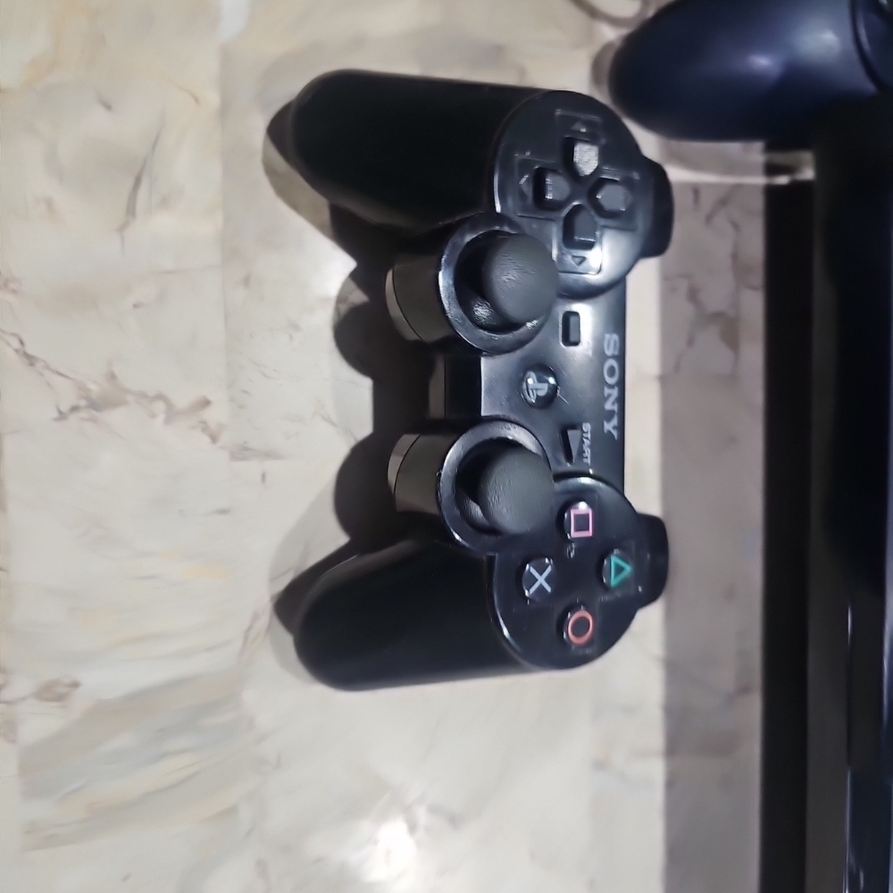 Sony PlayStation 3 Console Bundle‎ 80GB - Black - Picture 4 of 10